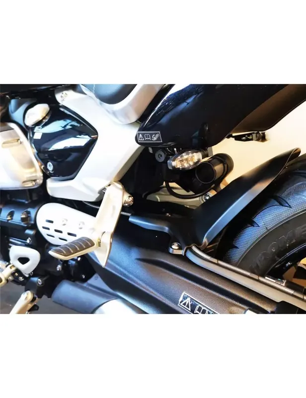 Support de plaque ACCESS DESIGN latéral noir Triumph Rocket 3 Paiement Sécurisé