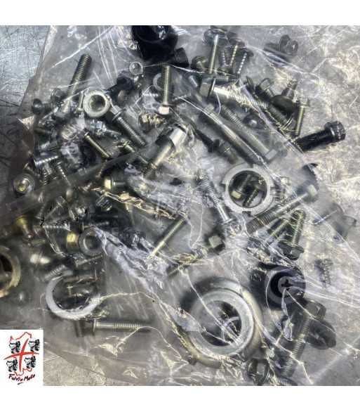 Visserie SUZUKI BURGMAN 125 – 2024 Offre Limitée
