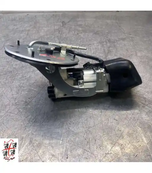 Acheter En Ligne Pompe à essence HONDA CB 1000 R – 2024