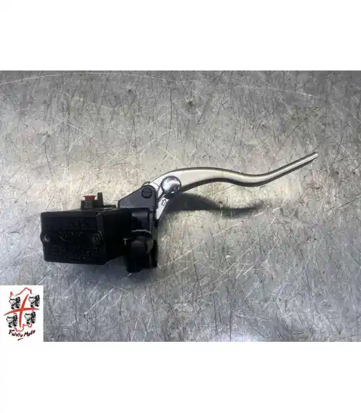 Produit De Marque Maître-cylindre de frein Avant TRIUMPH STREET TRIPLE 660 – 2019