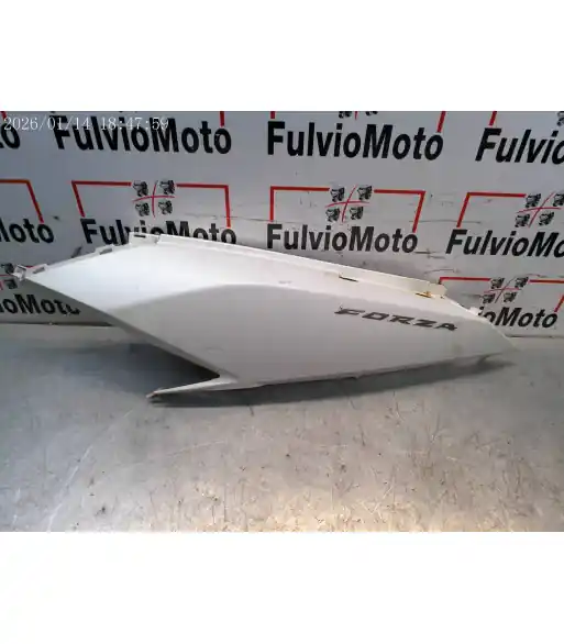 Bon Plan Flanc de selle GaucheHONDA FORZA 125 – 2015