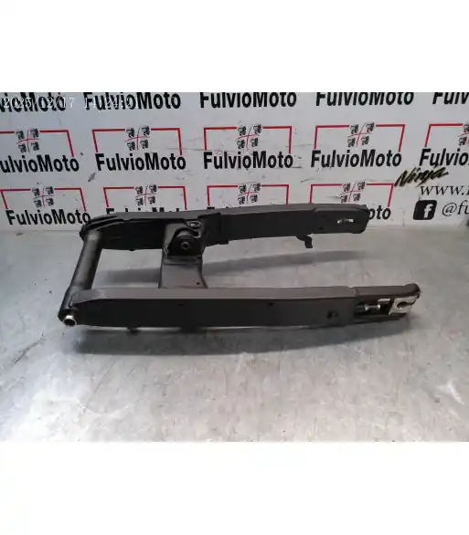 Bras oscillant HONDA HORNET 750 – 2023 Prix Cassé