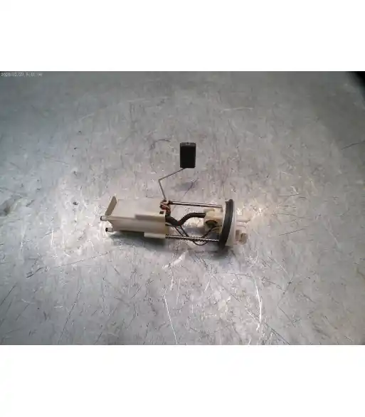 Commander Maintenant Pompe à essence PEUGEOT METROPOLIS 400 – 2015