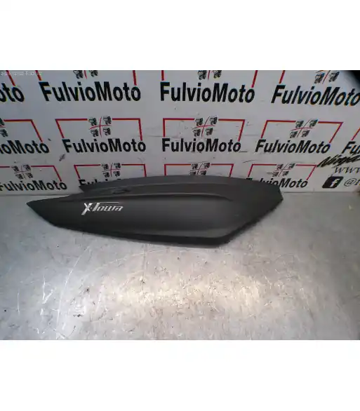 Seulement Aujourd&rsquo;hui Flanc de selle Droit KYMCO X-TOWN 125 – 2019