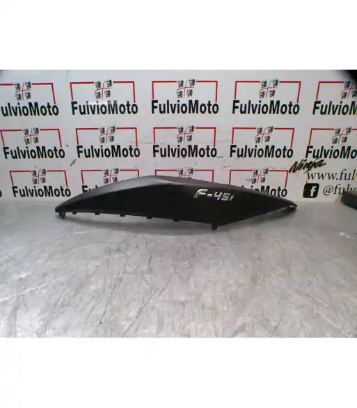 Flanc de selle Gauche JM MOTORS F 45 I – 2023 Seulement Aujourd&rsquo;hui