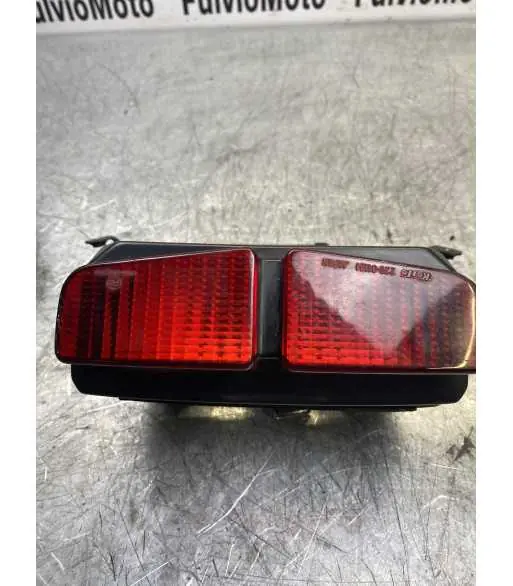 Vente Directe Feu Arrière YAMAHA FAZER 600 – 2001
