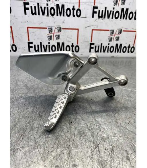 Satisfait Ou Remboursé Platine repose pied Droit APRILIA RSV 1000 – 2002