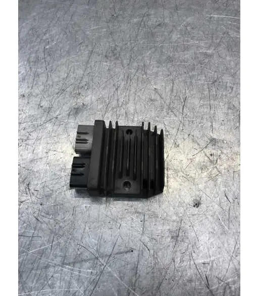 Acheter En Ligne Régulateur TRIUMPH STREET TRIPLE 765 – 2022