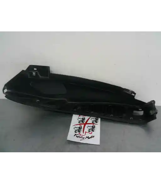 Usine Directe Marche-pied droit – PIAGGIO MP3 500 – 2016