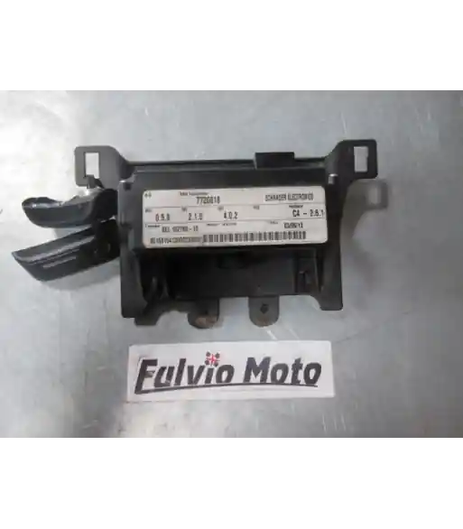 Vente Directe Relais divers – BMW F800GT 800 – 2013