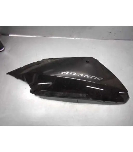 Flanc de selle droit – APRILIA ATLANTIC 125 – 2011 Vente Directe