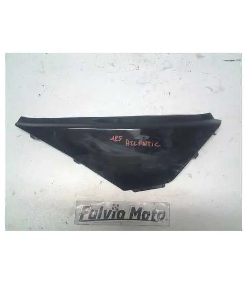 Affaire À Saisir Cache lateral D – APRILIA ATLANTIC 125 – 2008