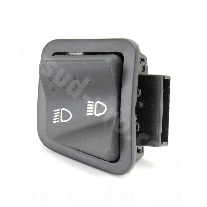 Bouton / commutateur droit code / phare Piaggio NRG Typhoon Zip Aprilia SR Gilera Runner Stalker – Type Origine TNT Solde