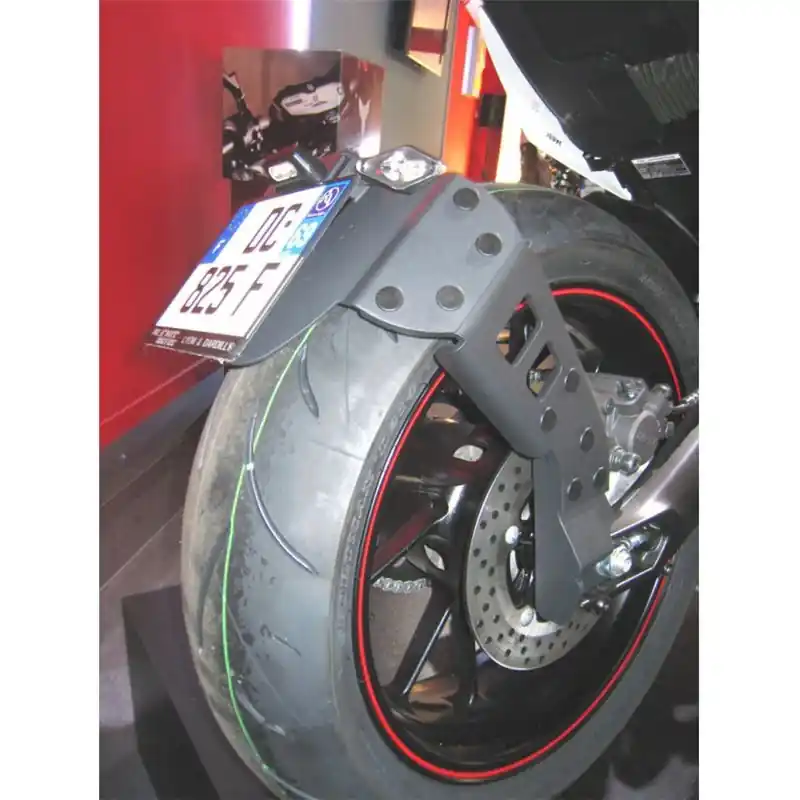 Soldes SUPPORT DE PLAQUE RAS DE ROUE YAMAHA MT09