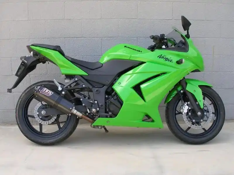Usine Directe Ixil silencieux Xtrem carbone pour Kawasaki Ninja 250R