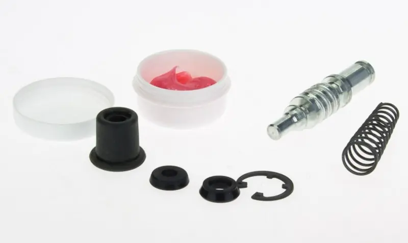 Kit de réparation maître-cylindre frein AV Honda XR 650R 2003-2006 Promotion