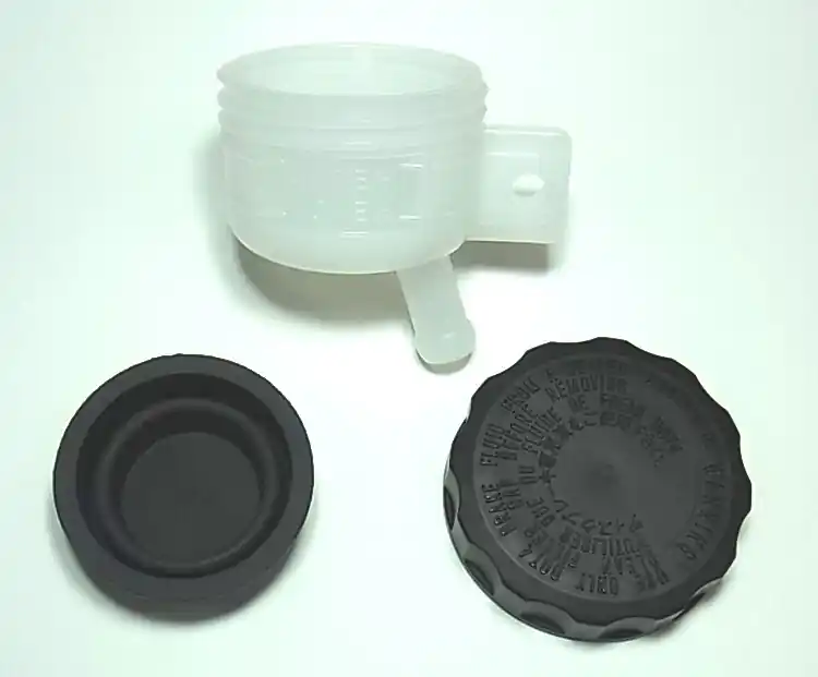 Kit réservoir maître-cylindre AR GPZ1100 1995-1997 Affaire À Saisir